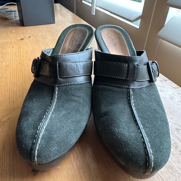 Forest Green Clark's suede mules - Picture 2 of 7